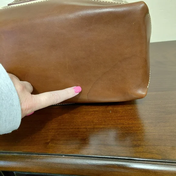 Dooney & Bourke Disney Parks Tonal Mickey Mouse Shoulder Bag - Champsac - Picture 13 of 15